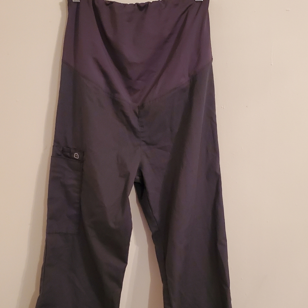 Maternity Scrubs by Wonder Wink